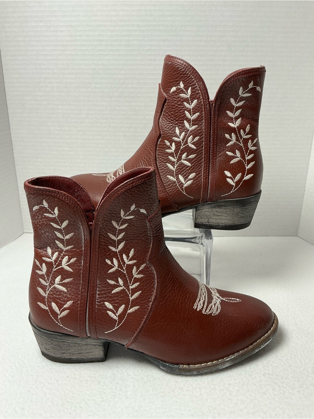 Sterling River Burgundy Leather Embroidered Western Cowgirl Boots Size 7